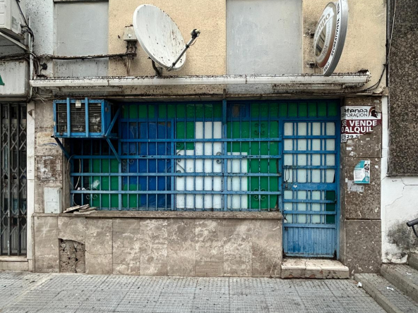 Local comercial en Calle Lima, La Orden